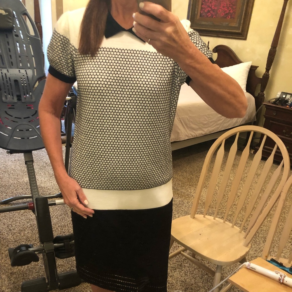 Women’s b/w sweater.  Size M, some texture.  Peter Pan collar.  Like new.